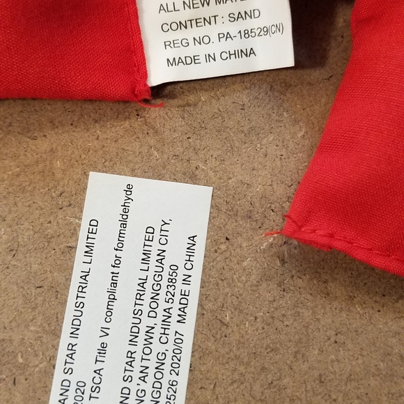 Desktop bean bag game. Handsome wooden game fits on desktop - Picture 5 of 5